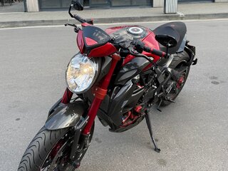 2015 MV Agusta Brutale 800, красный, 1350000 рублей, вид 3