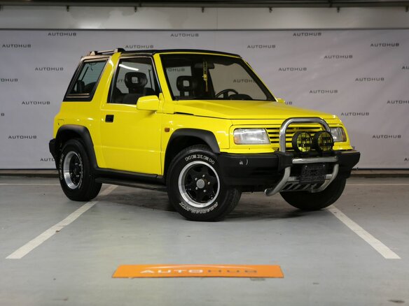 1992 Suzuki Vitara I, жёлтый