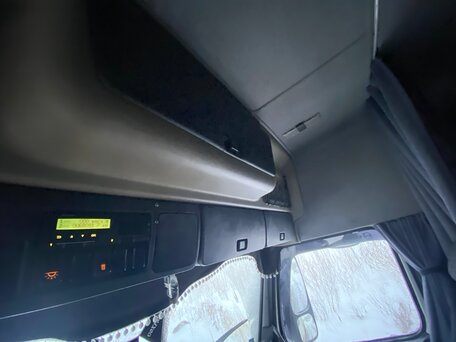 1998 Volvo FH, белый, 2750000 рублей, вид 3