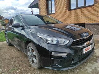 2019 Kia Cerato IV, чёрный, 1650000 рублей, вид 1