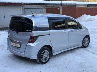 2014 Honda Freed I, серый, 1370000 рублей, вид 5