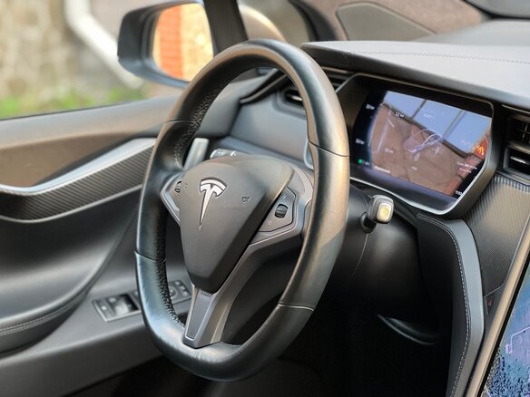 2018 Tesla Model X 100D I, серый, 4550000 рублей - вид 11