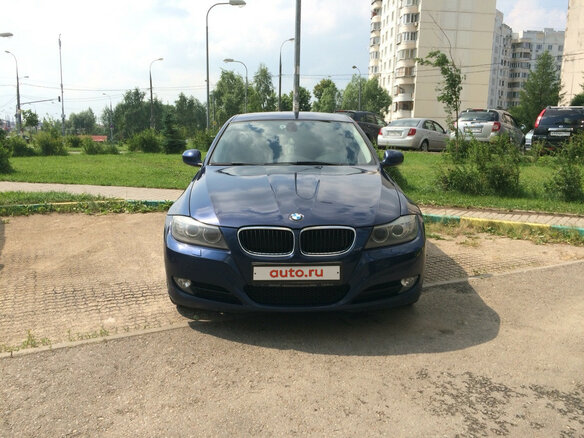 2010 BMW 3 серии 320i V (E90/E91/E92/E93) Рестайлинг, синий - вид 3