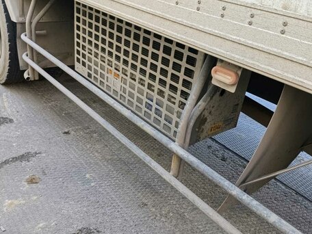2003 Nissan Diesel, красный, 2500000 рублей, вид 4