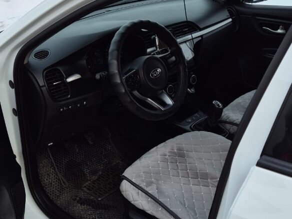 2020 Kia Rio IV, белый, 1300000 рублей - вид 8