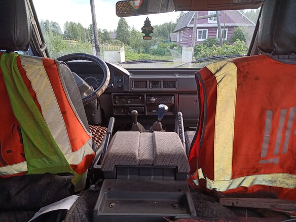 1993 Mitsubishi Delica III, зелёный, 850000 рублей - вид 7