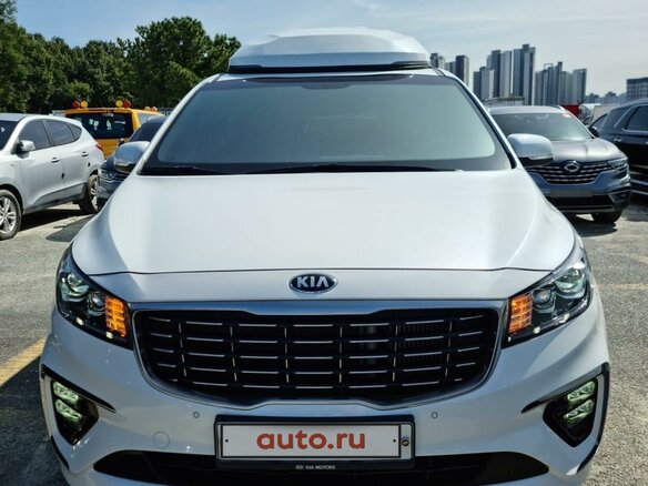 2019 Kia Carnival III, белый, 3500000 рублей - вид 3