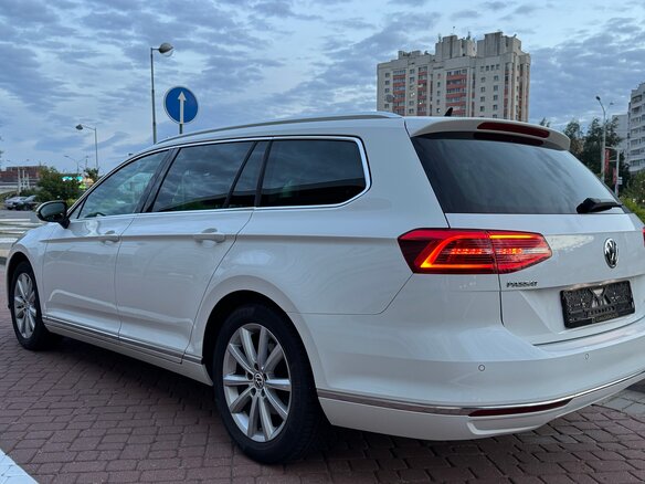 2018 Volkswagen Passat B8, белый, 1990000 рублей - вид 9