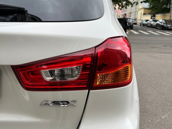 2012 Mitsubishi ASX I, белый, 1150000 рублей - вид 10