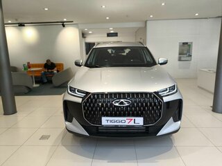 2025 Chery Tiggo 7L I, серебристый, 2735000 рублей, вид 3