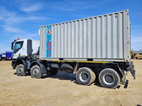 2019 Iveco Trakker, белый, 10000000 рублей, вид 1