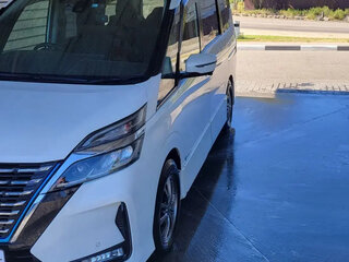 2019 Nissan Serena V (C27) Рестайлинг, белый, 2100000 рублей, вид 1