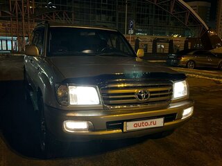 2003 Toyota Land Cruiser 100 Series Рестайлинг 1, серебристый, 2000000 рублей, вид 2