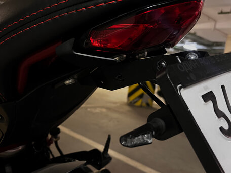 2017 Ducati Monster 797, красный, 710000 рублей, вид 3
