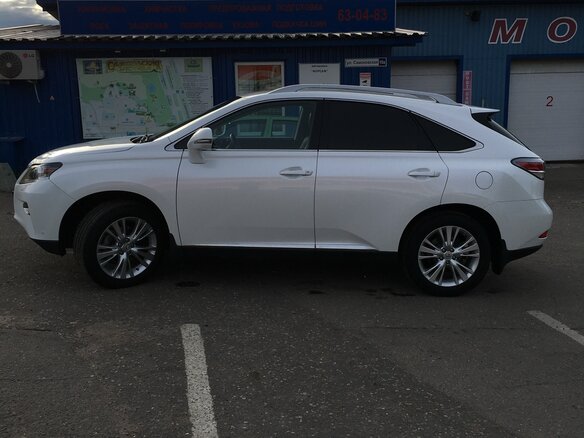 2012 Lexus RX 270 III Рестайлинг, белый, 1950000 рублей - вид 4