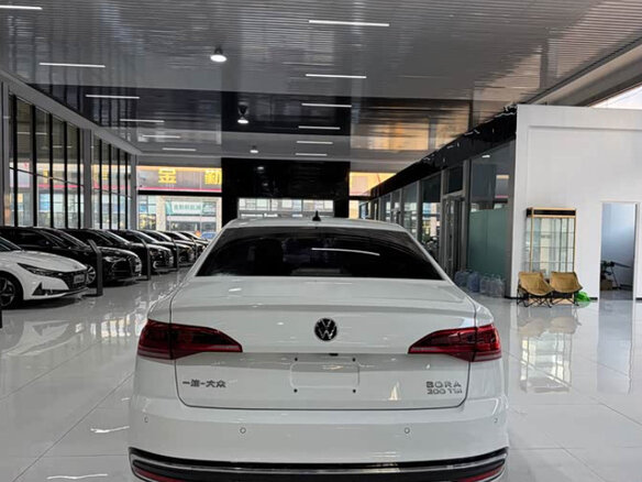 2023 Volkswagen Bora IV (China Market) Рестайлинг, белый - вид 3