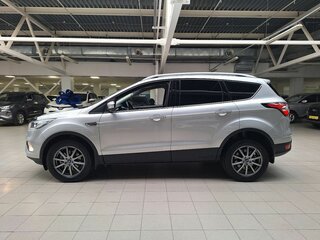 2018 Ford Kuga II Рестайлинг, серебристый, 1800000 рублей, вид 4