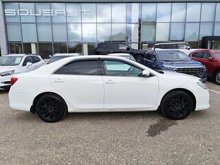 2014 Toyota Camry VII (XV50), белый, 1629000 рублей, вид 3
