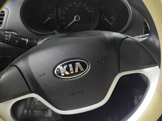 2012 Kia Picanto II, бежевый, 925000 рублей, вид 4