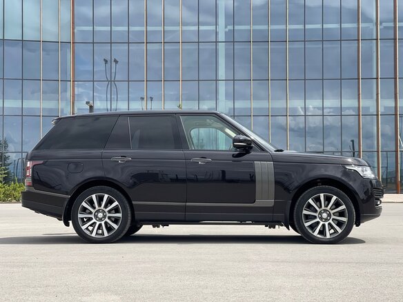 2013 Land Rover Range Rover IV, чёрный, 4200000 рублей - вид 4
