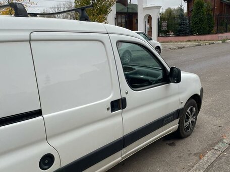 2011 Citroen Berlingo, белый, 400000 рублей, вид 1