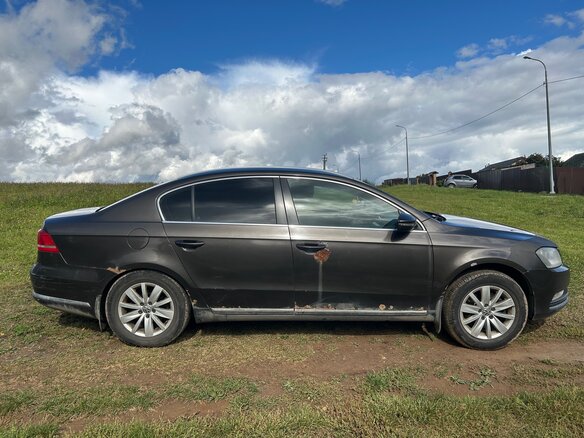 2012 Volkswagen Passat B7, коричневый, 700000 рублей - вид 5