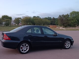 2001 Mercedes-Benz C-Класс 180 II (W203), синий, 550000 рублей, вид 4