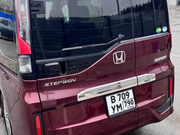 2019 Honda Stepwgn Spada V Рестайлинг, красный, 2880000 рублей - вид 7
