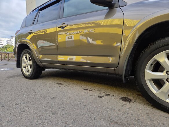 2010 Toyota RAV4 Long III (XA30) Рестайлинг, золотистый, 1350000 рублей - вид 10
