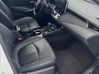 2019 Toyota Corolla XII (E210), белый, 2350000 рублей, вид 5