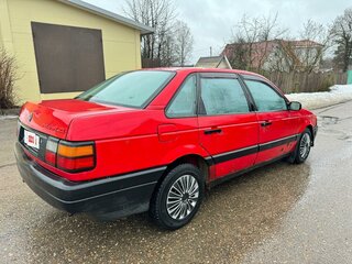 1989 Volkswagen Passat B3, красный, 105000 рублей, вид 3