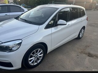 2017 BMW 2 серии Gran Tourer Gran Tourer 218d F46, белый, 2000000 рублей, вид 3