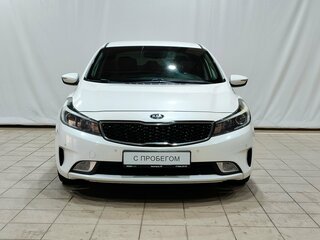 2017 Kia Cerato III Рестайлинг (Classic), белый, 1450000 рублей, вид 1