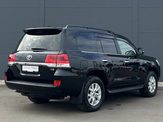 2019 Toyota Land Cruiser 200 Series Рестайлинг 2, чёрный, 5025000 рублей, вид 5