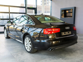 2016 Audi A6 IV (C7) Рестайлинг, чёрный, 3500000 рублей, вид 4