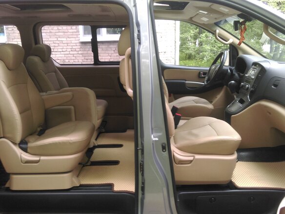 2011 Hyundai H-1 II, серый - вид 7