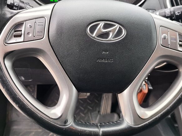 2012 Hyundai ix35 I, белый, 1175000 рублей - вид 9