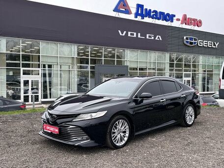 Toyota Camry VIII (XV70)