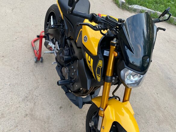 2015 Yamaha MT-09 (FZ-09), жёлтый, 839000 рублей - вид 7