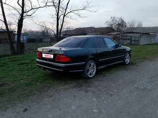 1998 Mercedes-Benz E-Класс 240 II (W210, S210), зелёный, 550000 рублей, вид 5