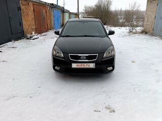 2010 Kia Rio II Рестайлинг, чёрный, 675000 рублей, вид 4