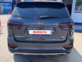 2017 Kia Sorento III Prime Рестайлинг, серый, 3500000 рублей, вид 4