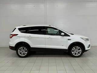 2018 Ford Kuga II Рестайлинг, белый, 1260000 рублей, вид 5