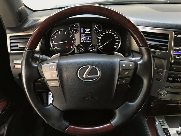 2015 Lexus LX 570 III Рестайлинг, чёрный - вид 16
