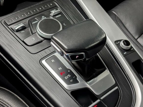2018 Audi A4 V (B9), чёрный, 1800000 рублей - вид 12
