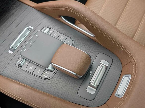 2026 Mercedes-Benz GLS 450 II (X167) Рестайлинг, чёрный, 16790000 рублей - вид 14