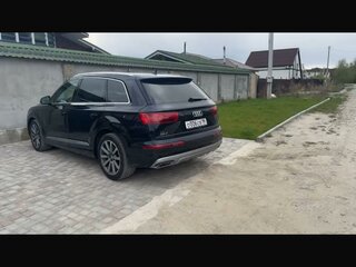 2017 Audi Q7 II (4M), чёрный, 3950000 рублей, вид 3