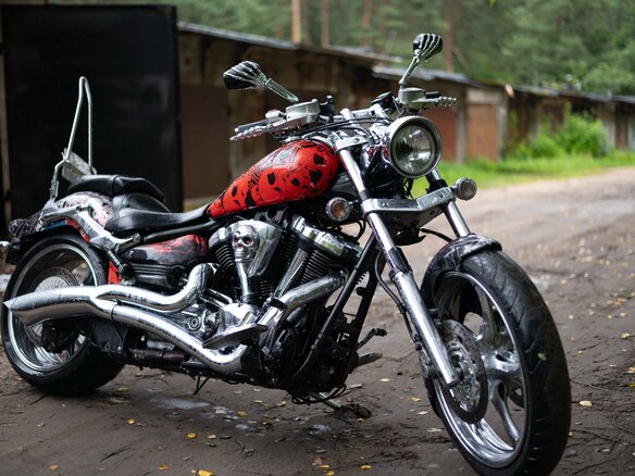 2010 Yamaha XV 1900, красный - вид 19