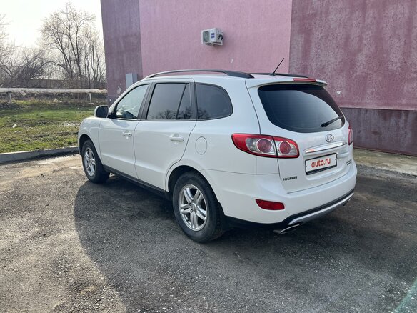2011 Hyundai Santa Fe II Рестайлинг, белый, 1650000 рублей - вид 3