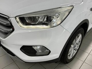 2018 Ford Kuga II Рестайлинг, белый, 1260000 рублей, вид 4